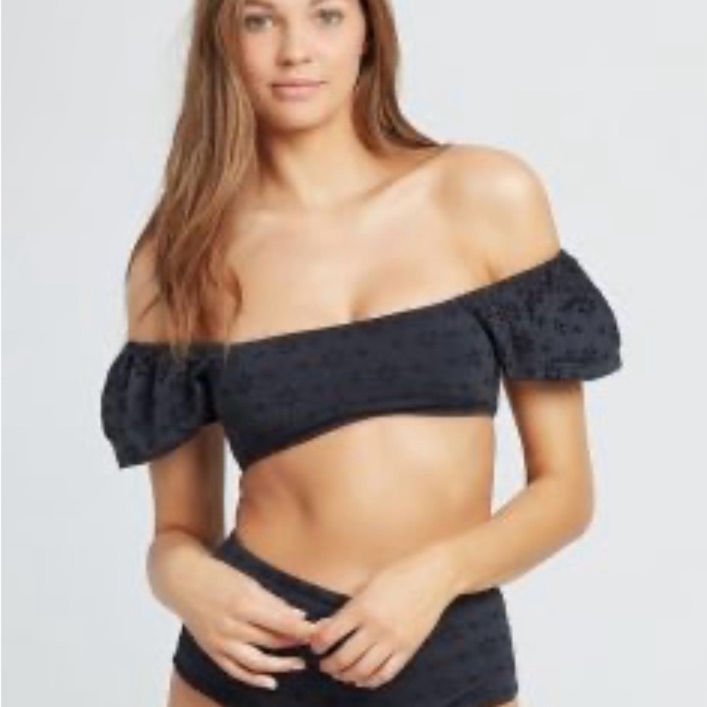 L Space Black Eyelet Lace Janie Bikini Top Size M